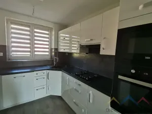 Prodej bytu 3+1, Břidličná, 1. máje, 68 m2