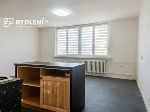 Pronájem bytu 4+kk, Meziboří, J. A. Komenského, 66 m2