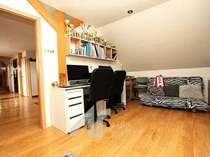 Prodej výrobních prostor, Zaječí, Dlážděná, 100 m2
