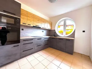 Pronájem rodinného domu, Praha - Jinonice, Pučova, 218 m2