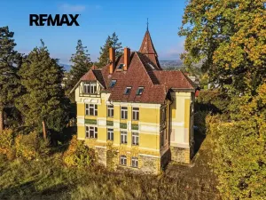 Prodej vily, Nový Bor, Lidická, 677 m2