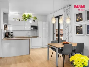 Prodej bytu 3+kk, Praha - Holešovice, Sanderova, 83 m2