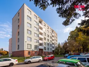 Prodej bytu 4+1, Karlovy Vary - Bohatice, Lomená, 84 m2