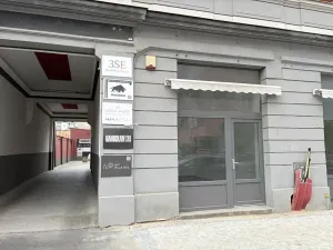 Pronájem obchodního prostoru, Praha - Holešovice, Dělnická, 25 m2