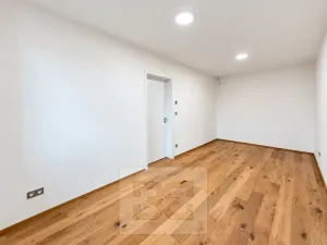 Pronájem bytu 2+kk, Praha - Smíchov, Strakonická, 44 m2
