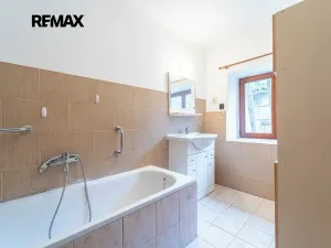 Prodej rodinného domu, Křenice, Hlavní, 52 m2