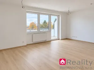 Prodej bytu 2+kk, Pohořelice, Znojemská, 66 m2