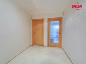 Pronájem bytu 2+kk, Praha, Sazovická, 47 m2