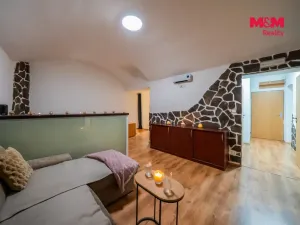 Prodej komerční nemovitosti, Slavkov u Brna, Koláčkovo náměstí, 99 m2