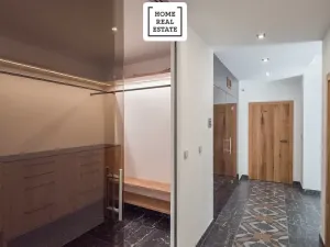 Prodej bytu 2+kk, Karlovy Vary, Šumavská, 96 m2