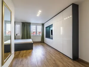 Pronájem bytu 2+kk, Praha - Vinohrady, Moravská, 92 m2