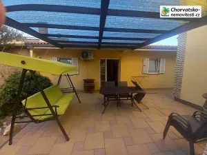 Prodej vily, Povljana, Chorvatsko, 318 m2