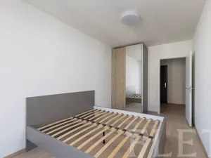 Pronájem bytu 2+kk, Praha - Řeporyje, Haenkeho, 47 m2
