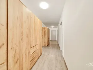 Pronájem rodinného domu, Postřižín, Lišková, 150 m2