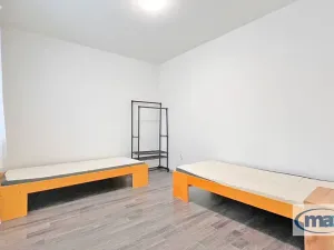 Pronájem bytu 2+kk, Holice, Bratří Čapků, 54 m2