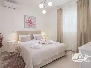 Prodej vily, Rogoznica, Chorvatsko, 120 m2