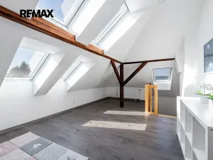 Pronájem rodinného domu, Praha - Modřany, Pod lomem, 91 m2