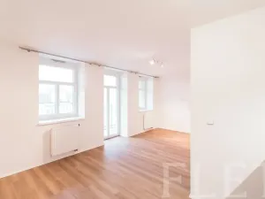 Pronájem bytu 1+kk, Praha - Libeň, Kotlaska, 25 m2