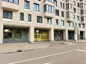 Pronájem garážového stání, Brno, Fuchsova, 12 m2