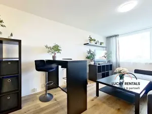 Pronájem bytu 2+kk, Praha - Černý Most, Kpt. Stránského, 43 m2