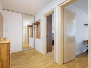 Pronájem bytu 2+kk, Praha - Karlín, Rohanské nábřeží, 60 m2