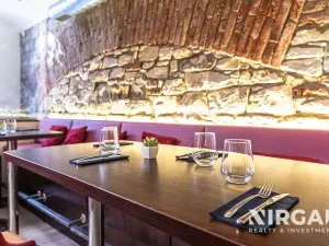 Prodej restaurace, Praha - Vinohrady, Balbínova, 198 m2