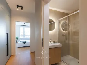 Pronájem bytu 2+kk, Kladno, Ke stadionu, 58 m2