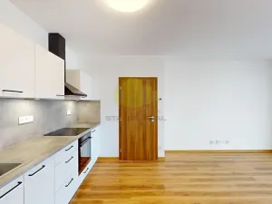 Pronájem bytu 2+kk, Olomouc, Topolová, 56 m2