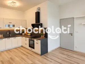 Pronájem bytu 2+kk, Dašice, U Kasáren, 51 m2