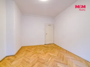 Prodej bytu 4+1, Cheb, Májová, 121 m2