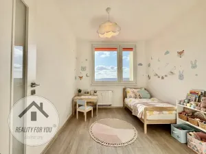 Prodej bytu 4+kk, Praha - Troja, U Pentlovky, 77 m2