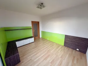 Prodej bytu 3+1, Klatovy, Luční, 84 m2
