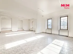 Prodej rodinného domu, Bruntál, nám. Míru, 550 m2