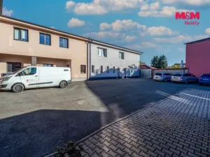 Prodej činžovního domu, Nehvizdy, Pražská, 300 m2