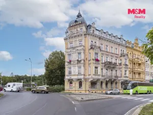 Prodej obchodního prostoru, Karlovy Vary, nábřeží Jana Palacha, 340 m2