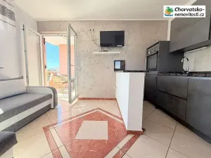 Prodej bytu 2+kk, Novalja, Chorvatsko, 43 m2