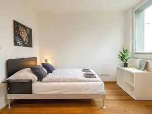 Pronájem bytu 1+kk, Praha - Vinohrady, Perucká, 25 m2