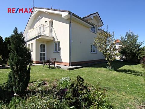 Prodej rodinného domu, Jesenice, Šeříková, 125 m2