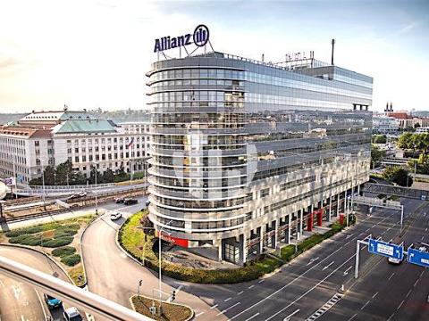 Pronájem kanceláře, Praha - Karlín, Ke Štvanici, 1212 m2