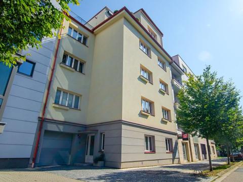 Pronájem bytu 2+kk, Poděbrady, Dr. Beneše, 49 m2