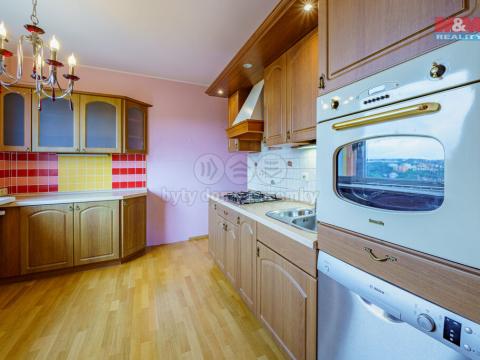 Prodej bytu 3+1, Karlovy Vary - Drahovice, Stará Kysibelská, 75 m2