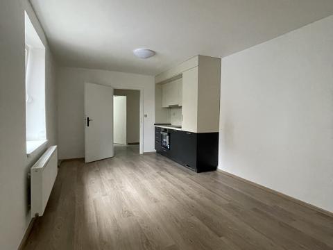 Pronájem bytu 1+kk, Příbram - Příbram I, náměstí T. G. Masaryka, 50 m2