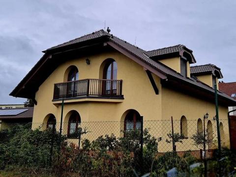 Prodej rodinného domu, Divišov, Na Sadech, 240 m2