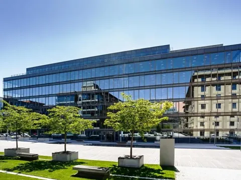 Pronájem kanceláře, Praha - Holešovice, Jankovcova, 330 m2