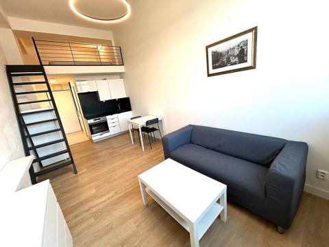 Pronájem bytu 1+kk, Praha - Hloubětín, Poděbradská, 28 m2