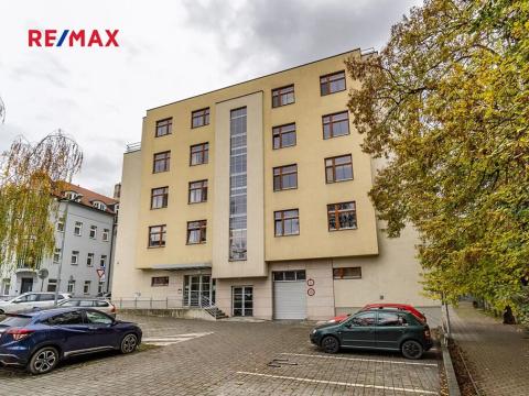 Prodej bytu 2+kk, Praha - Michle, Magistrů, 62 m2