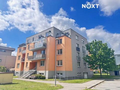 Pronájem bytu 1+kk, Pardubice, Dubová, 35 m2