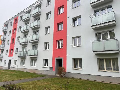 Prodej bytu 2+1, Úpice, Sládkova, 51 m2