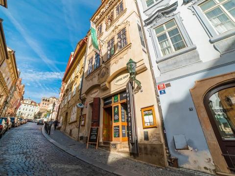 Pronájem obchodního prostoru, Praha - Malá Strana, Nerudova, 90 m2