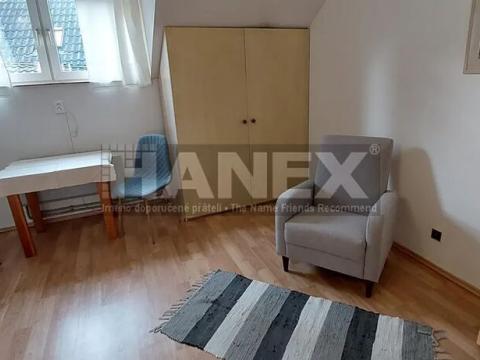 Pronájem bytu 1+kk, Praha - Hlubočepy, Pod Žvahovem, 25 m2